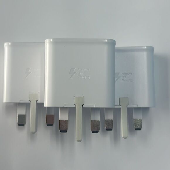 NEW 3 Pack Samsung (9V/1.67A) 15W EU Travel Adapter Charger - White(EP-TA200) - Picture 8 of 9